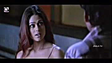 Fuckin Bollywood hotness: Shamitha Shetty and Manoj Bajpais steamy on screen romance