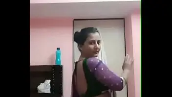 Older Indian lady performs a provocative and explicit erotic dance