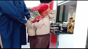 A Desi Pakistani woman gets her anal cavity ravaged in a kitchen while cooking