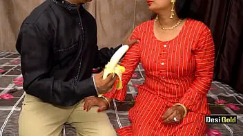 Auntys explicit sexual encounter with a banana in an Indian porn video